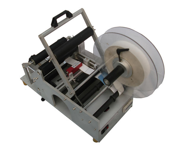 Gyári palackok félig automatikus címkéző gép