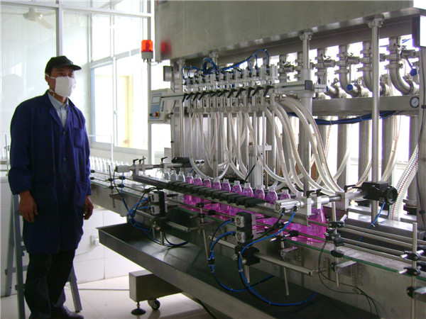 palack folyadék töltő gép